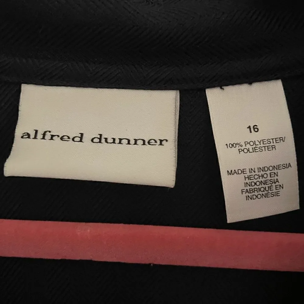 Alfred Dunner excellent eyelet